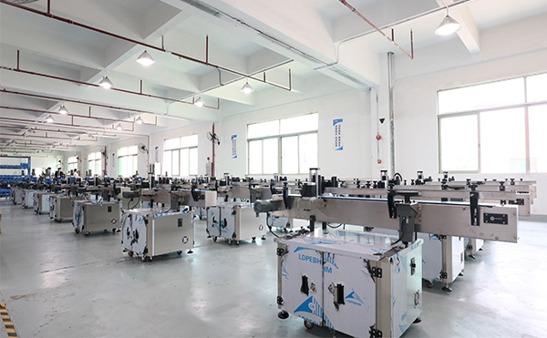 全自動高速分卡貼標(biāo)機(jī),高速分卡貼標(biāo)機(jī),全自動貼標(biāo)機(jī)