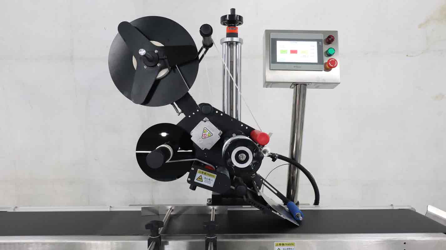 全自動(dòng)高速分卡貼標(biāo)機(jī),高速分卡貼標(biāo)機(jī),平面貼標(biāo)機(jī)